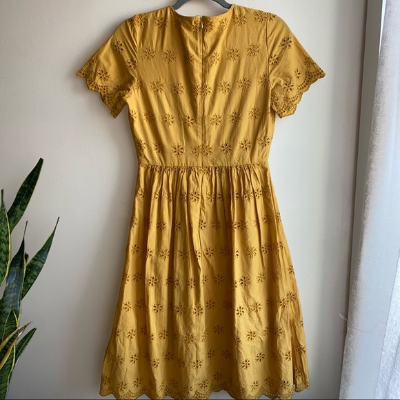 Madewell scalloped eyelet midi dress - Picture 4 of 5